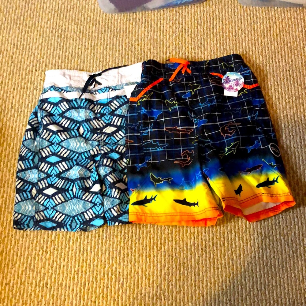 Swim shorts , swim trunks , board shorts